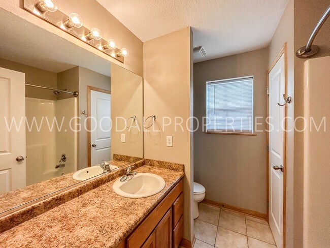 Building Photo - 4308 153rd Pl