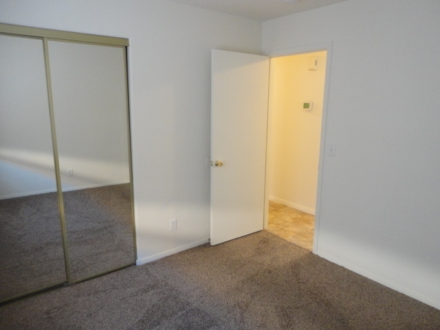 Building Photo - 4014 Dripping Springs Ave