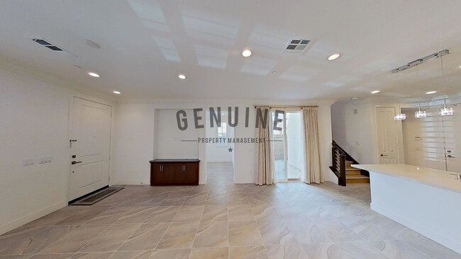 Building Photo - Gorgeous 3 Bedroom Townhouse in Ladera Ranch!