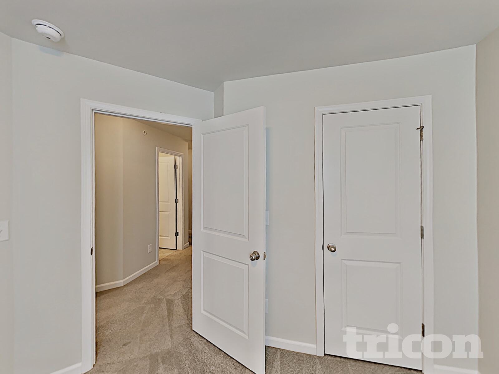 Building Photo - 305 Woodfern Ct