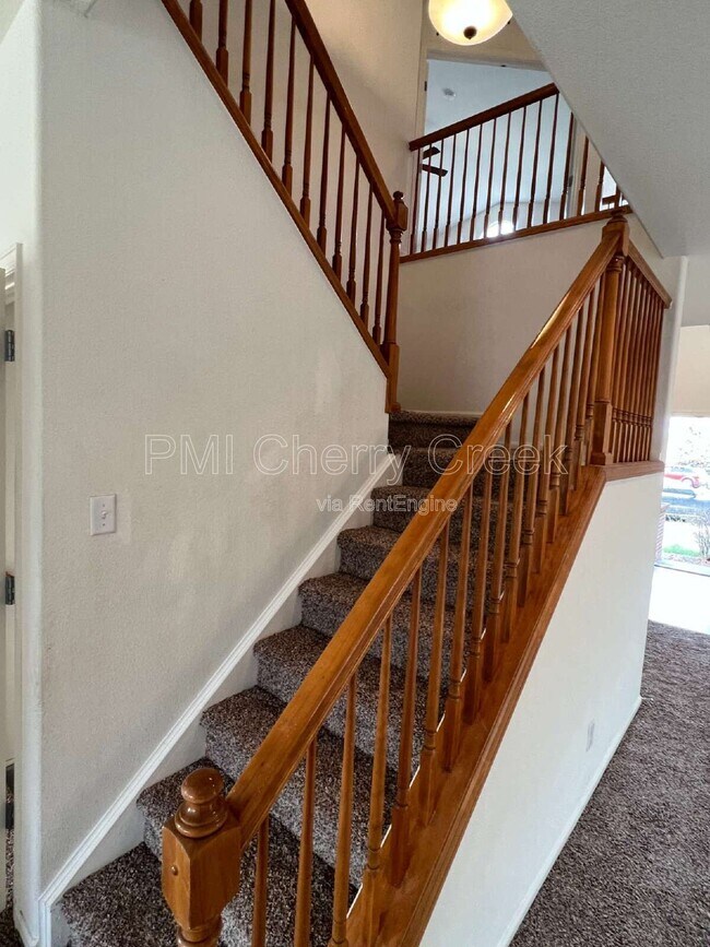 Building Photo - 2115 Selenite Ct