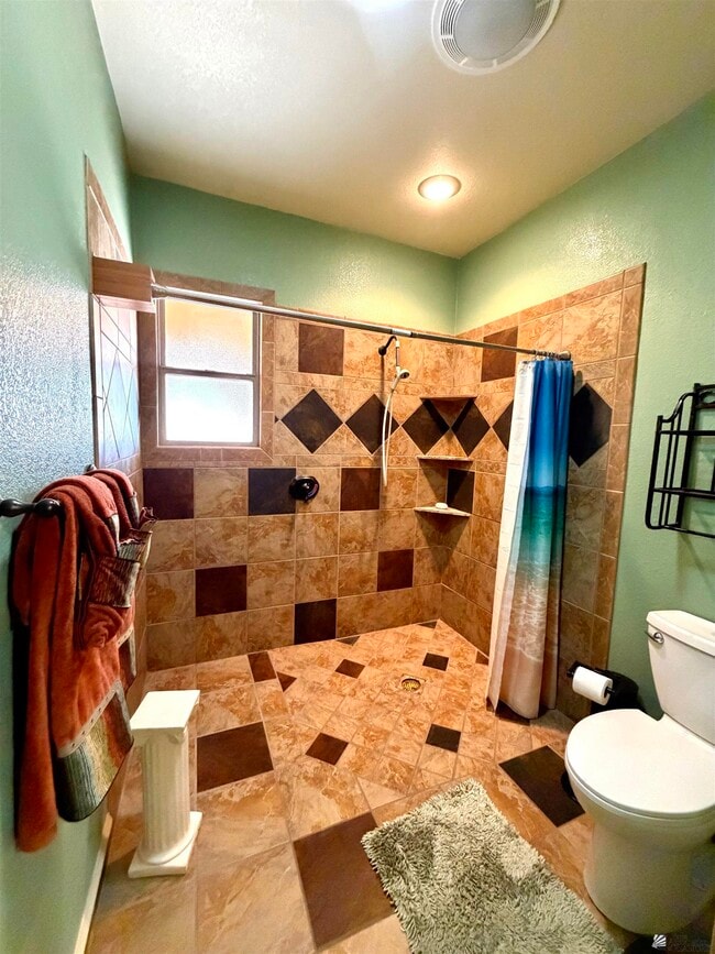 Building Photo - 14341 E 54th St