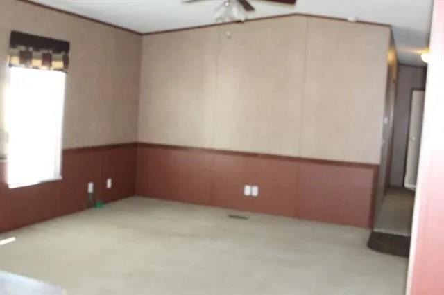 Building Photo - 591 Rose Garden Dr