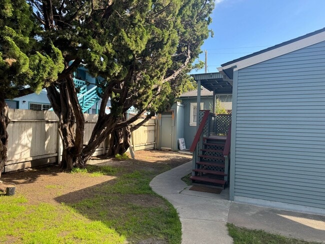 Building Photo - 316 Cliff St