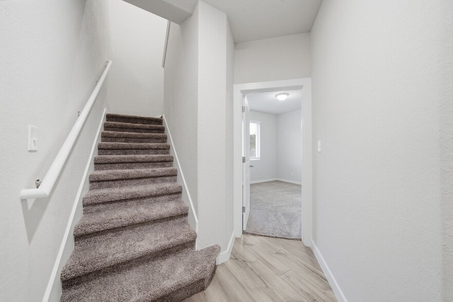 Building Photo - 21527 Sir Walter Ln