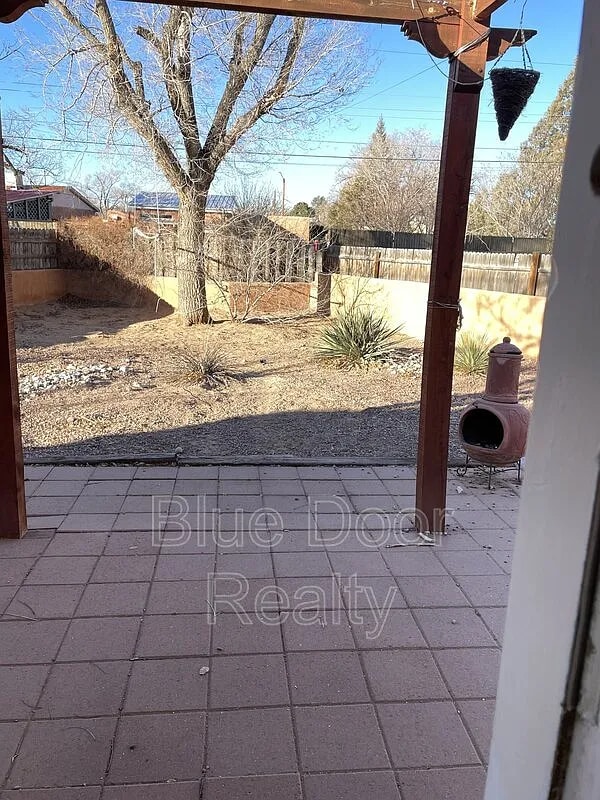 Building Photo - 1001 Jackson St SE