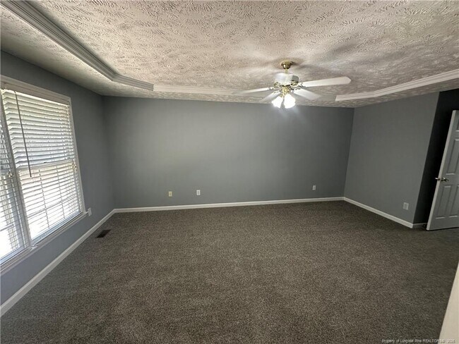 Building Photo - 3521 Harrisburg Dr