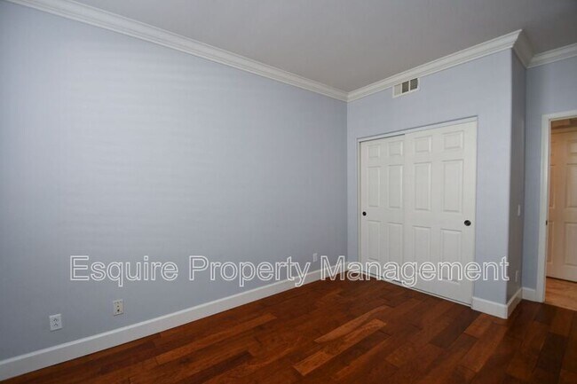 Building Photo - 1763 Alta Vista Pl