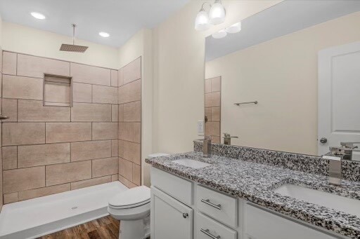 Building Photo - 622 Linden Dr