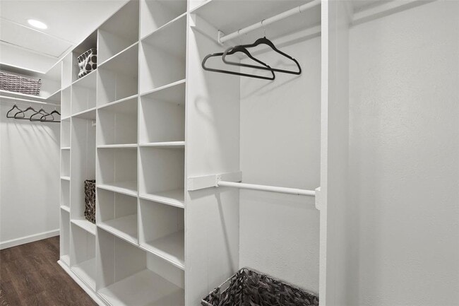 Building Photo - 5718 Marvin Loving Dr