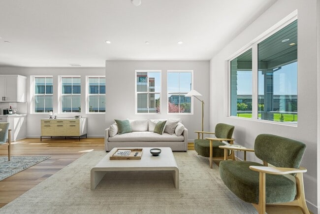 Building Photo - 212 Wakeful Wy