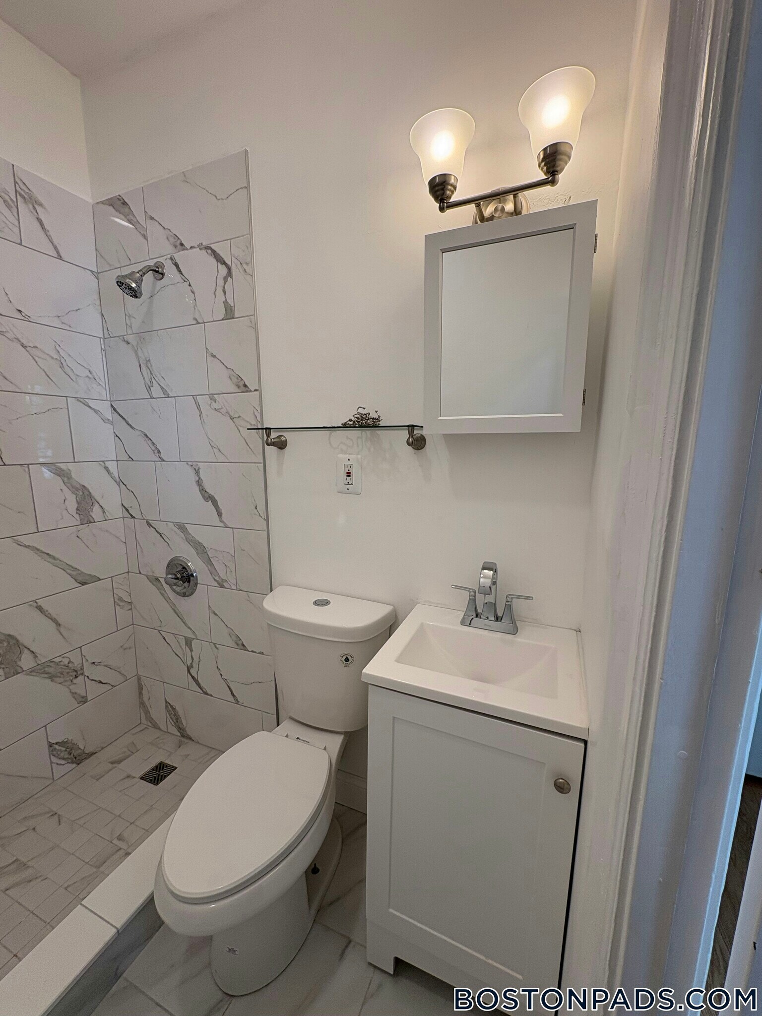 Building Photo - 200 Highland St