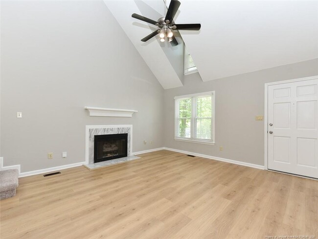 Building Photo - 4916 Royal Adelaide Way
