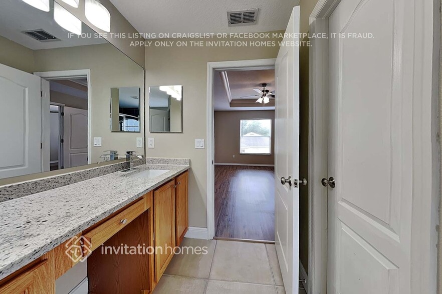 Building Photo - 414 Thicket Crest Rd