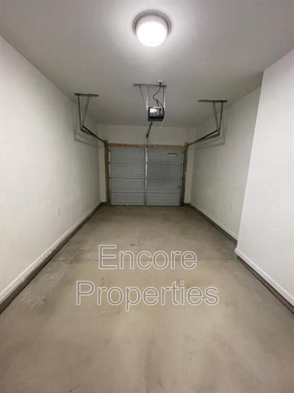 Building Photo - 3408 Littlefield Way
