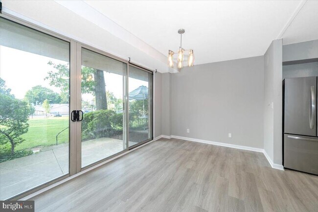 Building Photo - 4410 Oglethorpe St