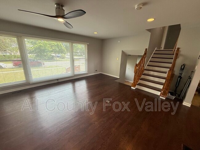Building Photo - 21 E Appletree Ln