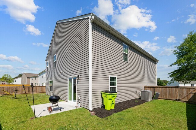 Building Photo - 306 Gracie Farms Rd
