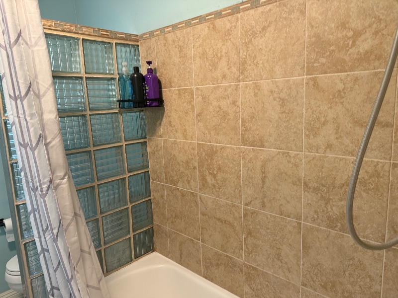 Building Photo - 445/2 E Alisal St