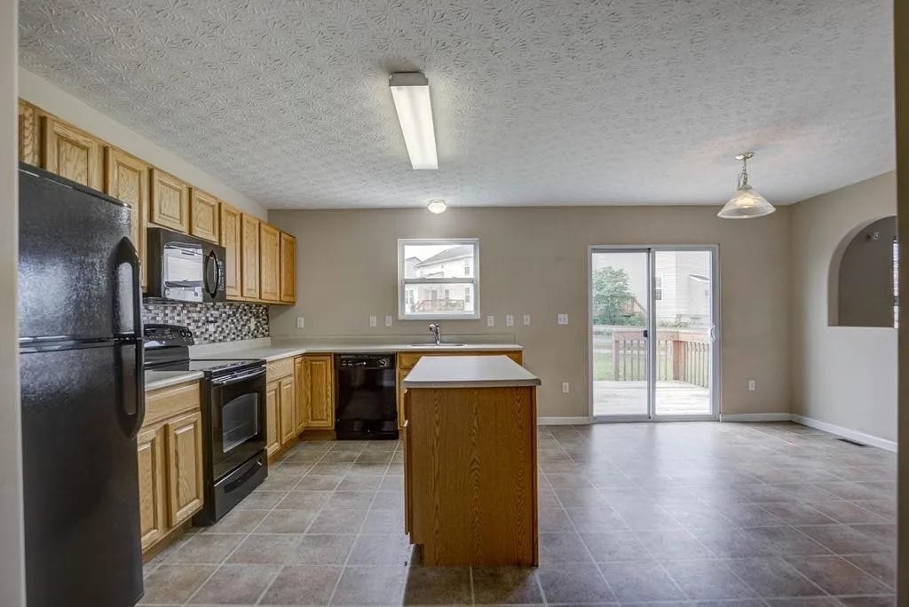 Building Photo - 4731 Springwood Ct