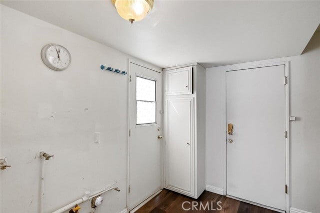 Building Photo - 23850 Vía Jacara