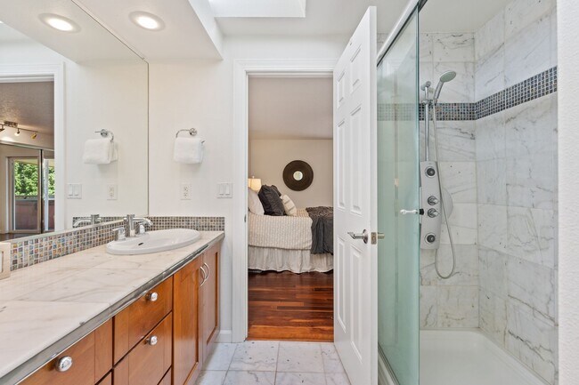 Building Photo - Stylish 3BR Beaverton Ranch w/ RV Parking & Hot Tub