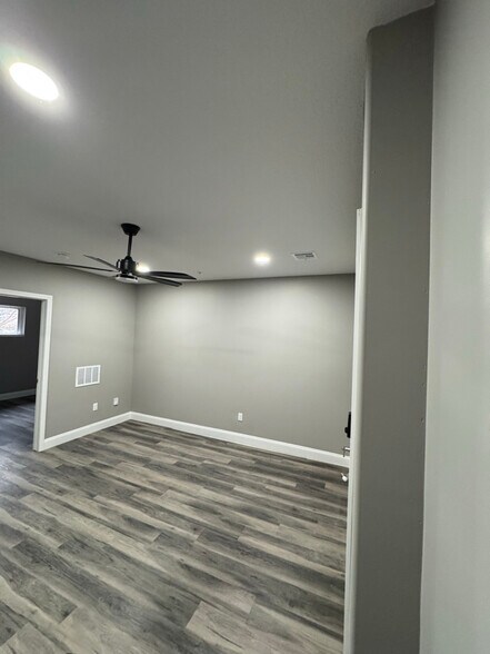 Building Photo - 3000 W Kellogg Dr
