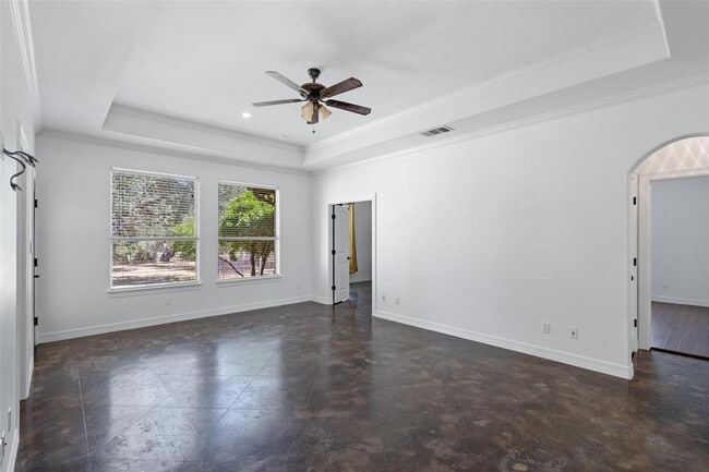 Building Photo - 485 Canna Lily Cir