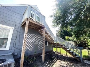 Building Photo - 209 W 16th St