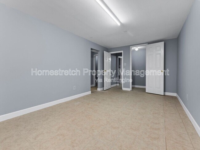 Building Photo - 16 Saali Dr