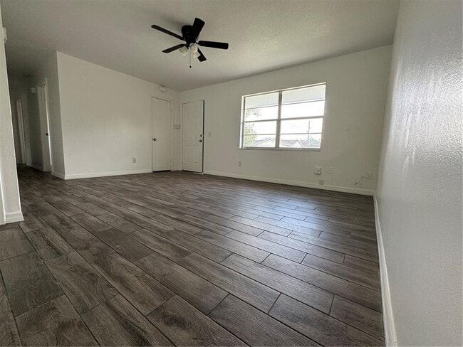 Building Photo - 5738 Cardinal Guard Ave