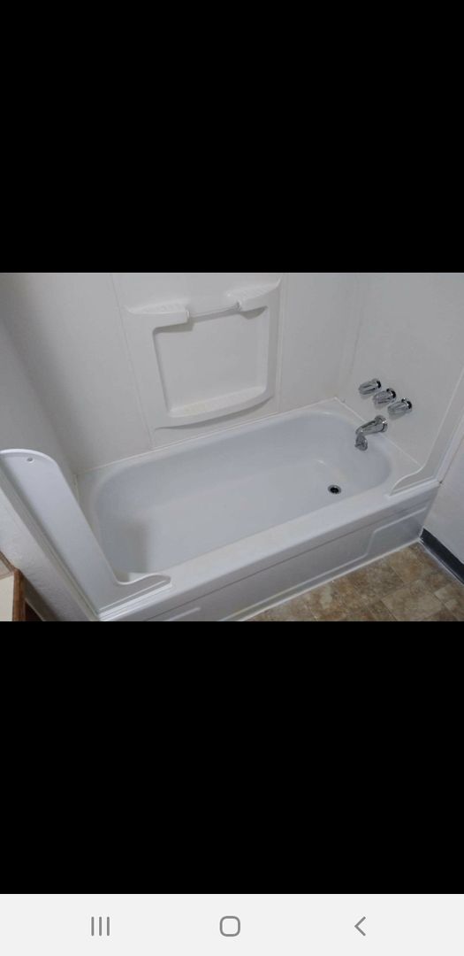 Building Photo - Two Bedroom Apt Homes - Central Mill Plane...