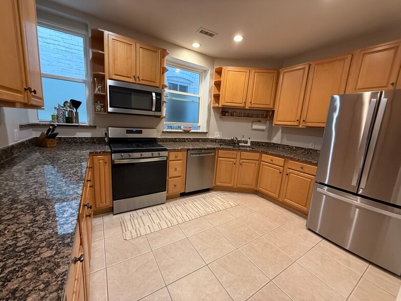 Kitchen - 3418 R Street NW