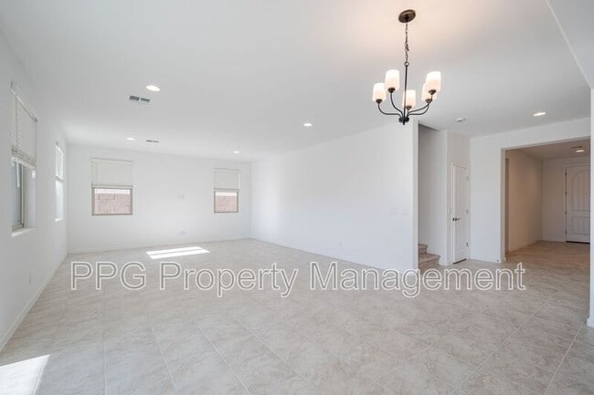 Building Photo - 11988 N 169th Ave