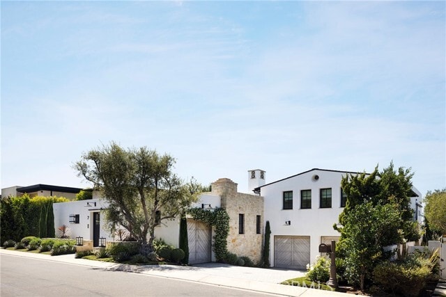 Building Photo - 7 Seabreeze Terrace