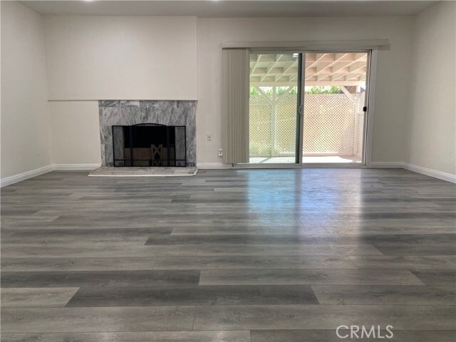 Building Photo - 1770 W Minerva Ave