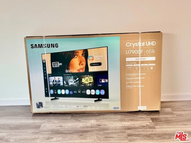 Building Photo - 5805 W 8th St