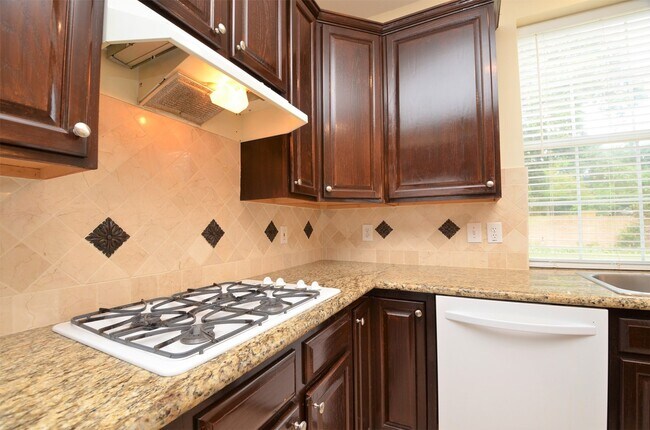 Building Photo - 1218 Irish Mist Ct