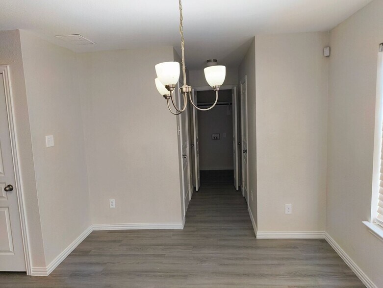 Building Photo - 1432 Sierra Estate Trail