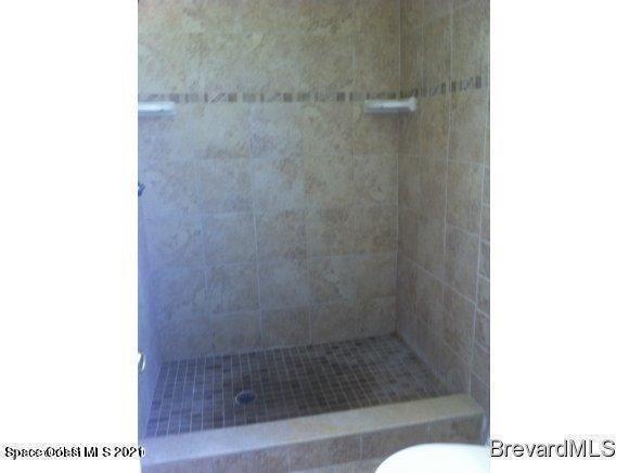 Building Photo - 2244 Bayhill Dr