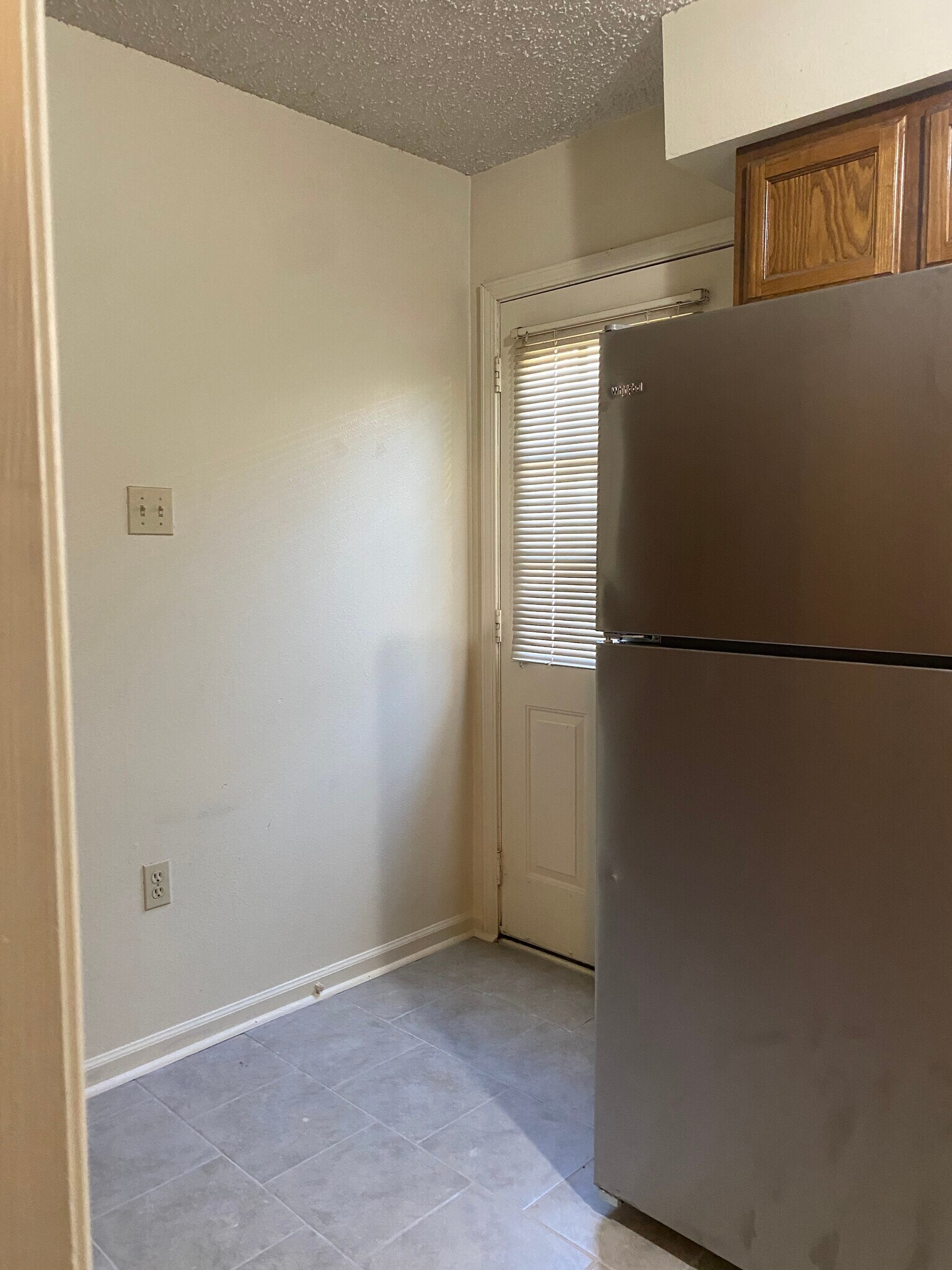 Building Photo - 1672 Brightside Dr