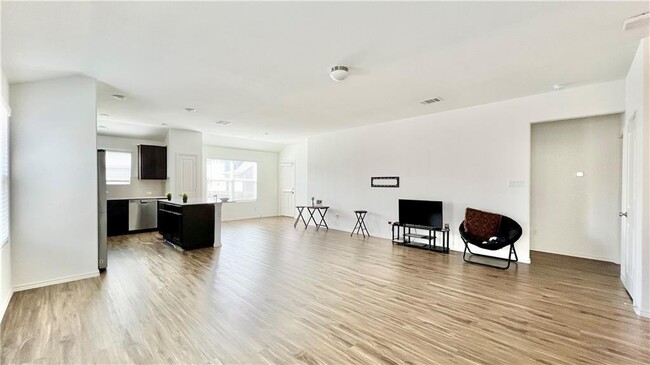 Building Photo - 6528 Strelitzia Cove