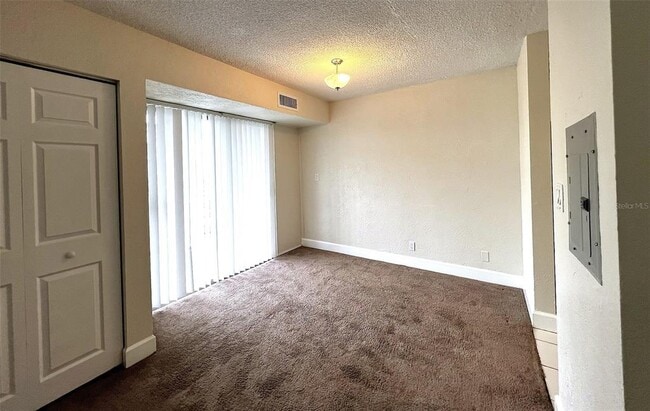 Building Photo - 3315 58th Ave S