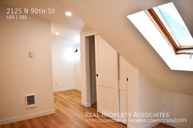 Building Photo - 2125 N 90th St