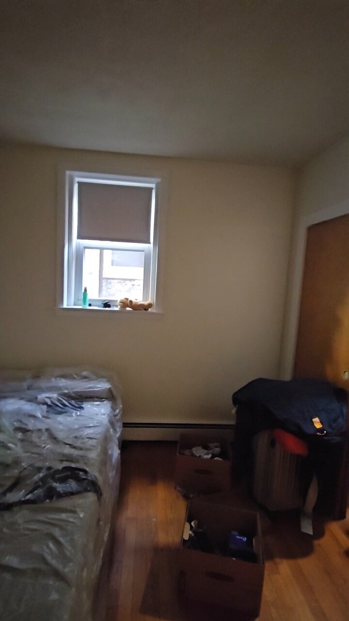 Building Photo - 318 Tappan St