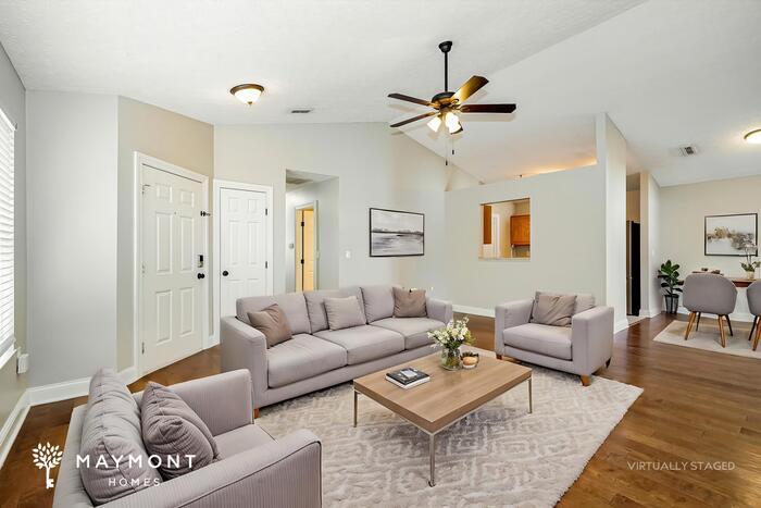 Building Photo - 3974 Eminence Ln