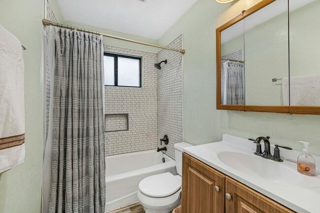 Building Photo - 24 Jaxson Dr