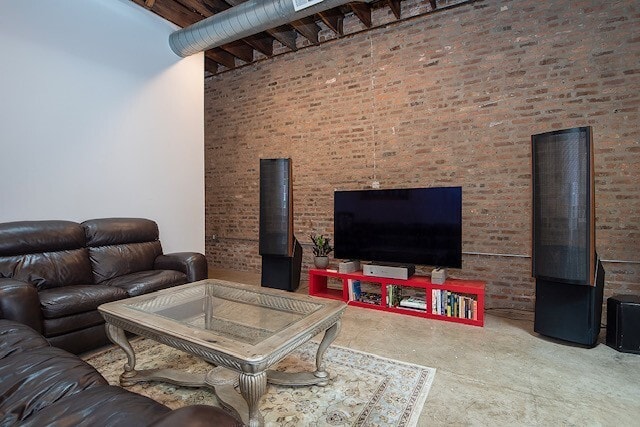 Building Photo - 2021 S Throop St