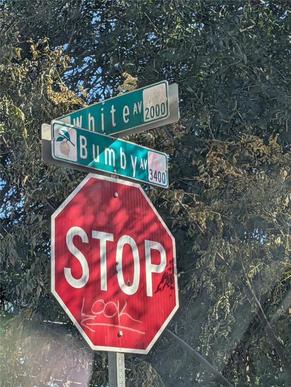 Building Photo - 2023 White Ave