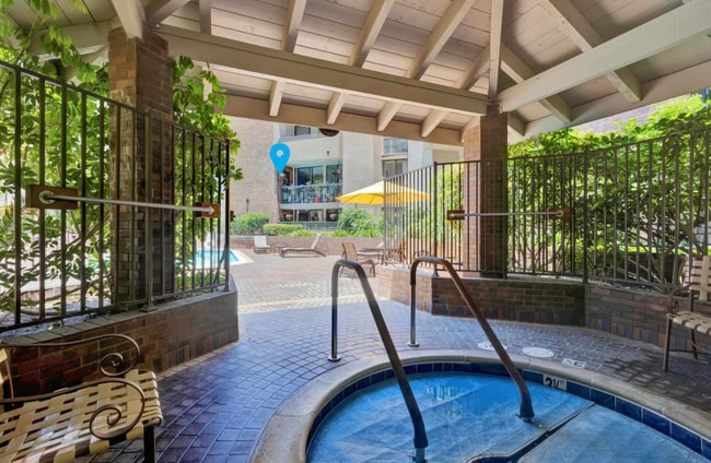 Building Photo - 750 State St